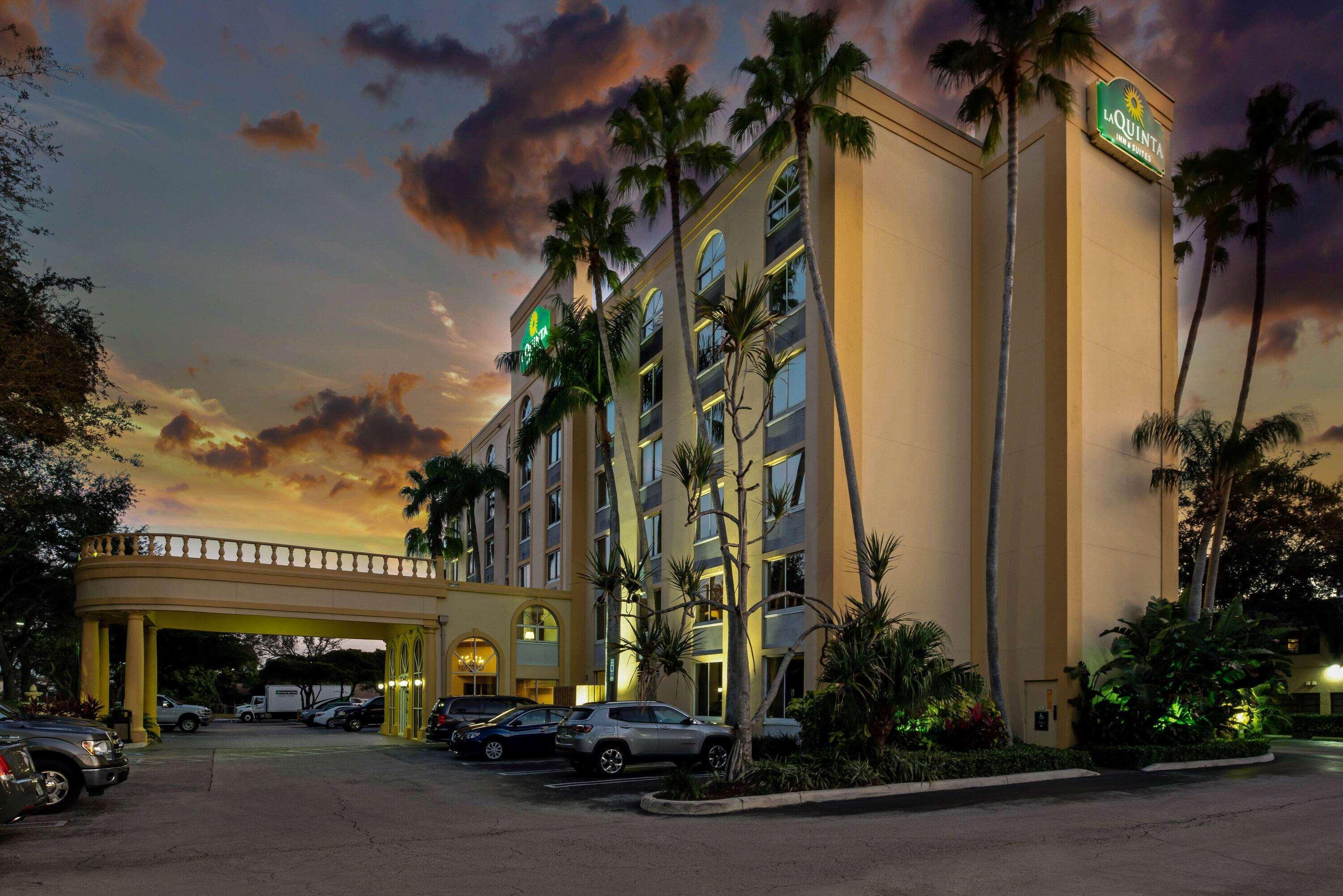 La Quinta By Wyndham West Palm Beach Airport Exterior foto